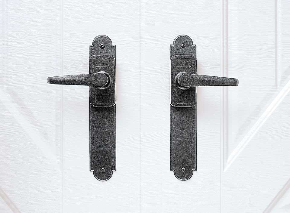 How to Maintain Steel and Aluminum Garage Doors