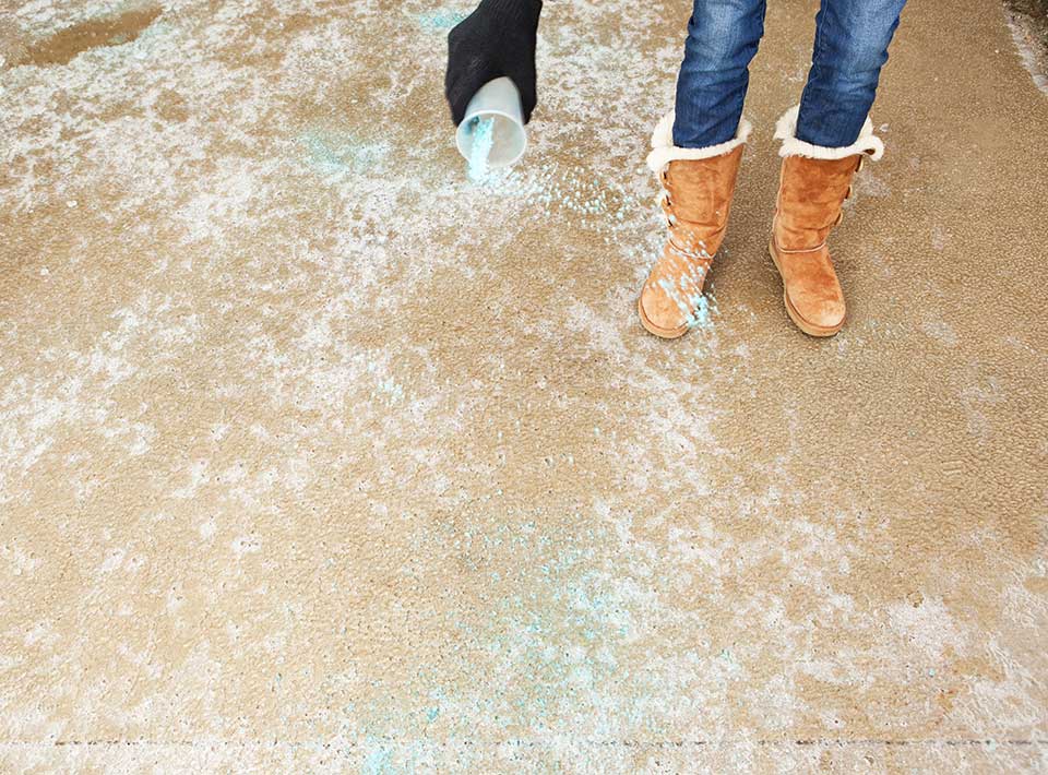 How to Maintain Steel and Aluminum Garage Doors