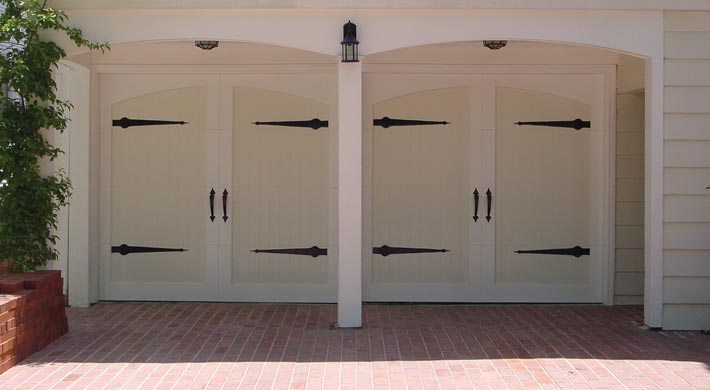 Amarr by Design Carriage House