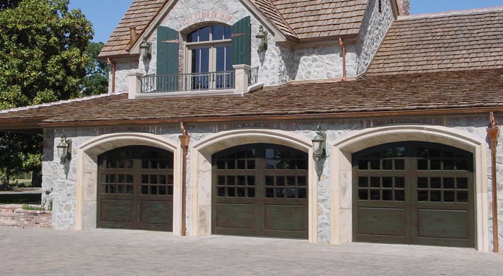 Amarr by Design Carriage House