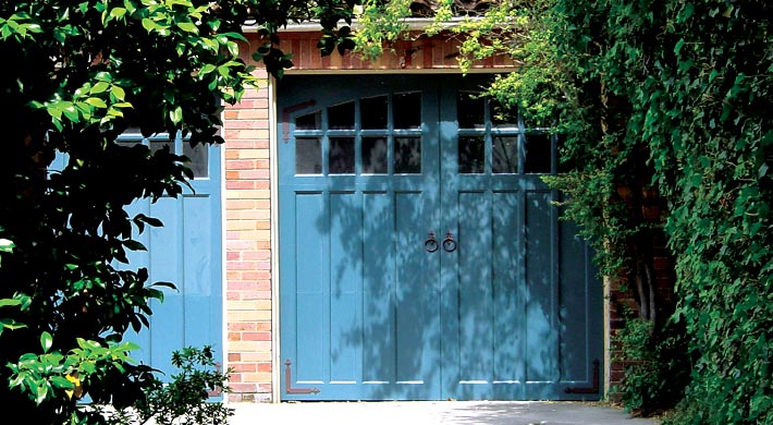 Amarr by Design Carriage House