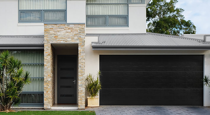 Classica Flush in Black