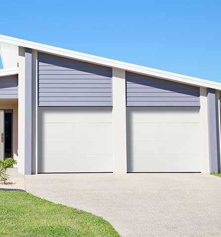 Heritage Flush True White Garage Door